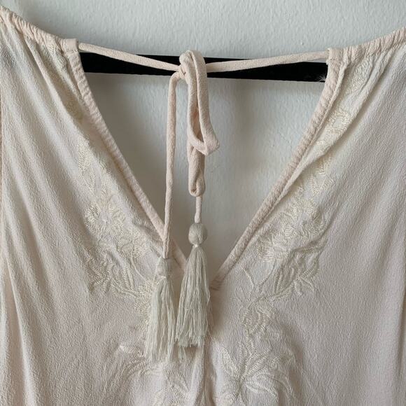 ASTR the Label Embroidered Tie Back Tassel Tank - Picture 11 of 13